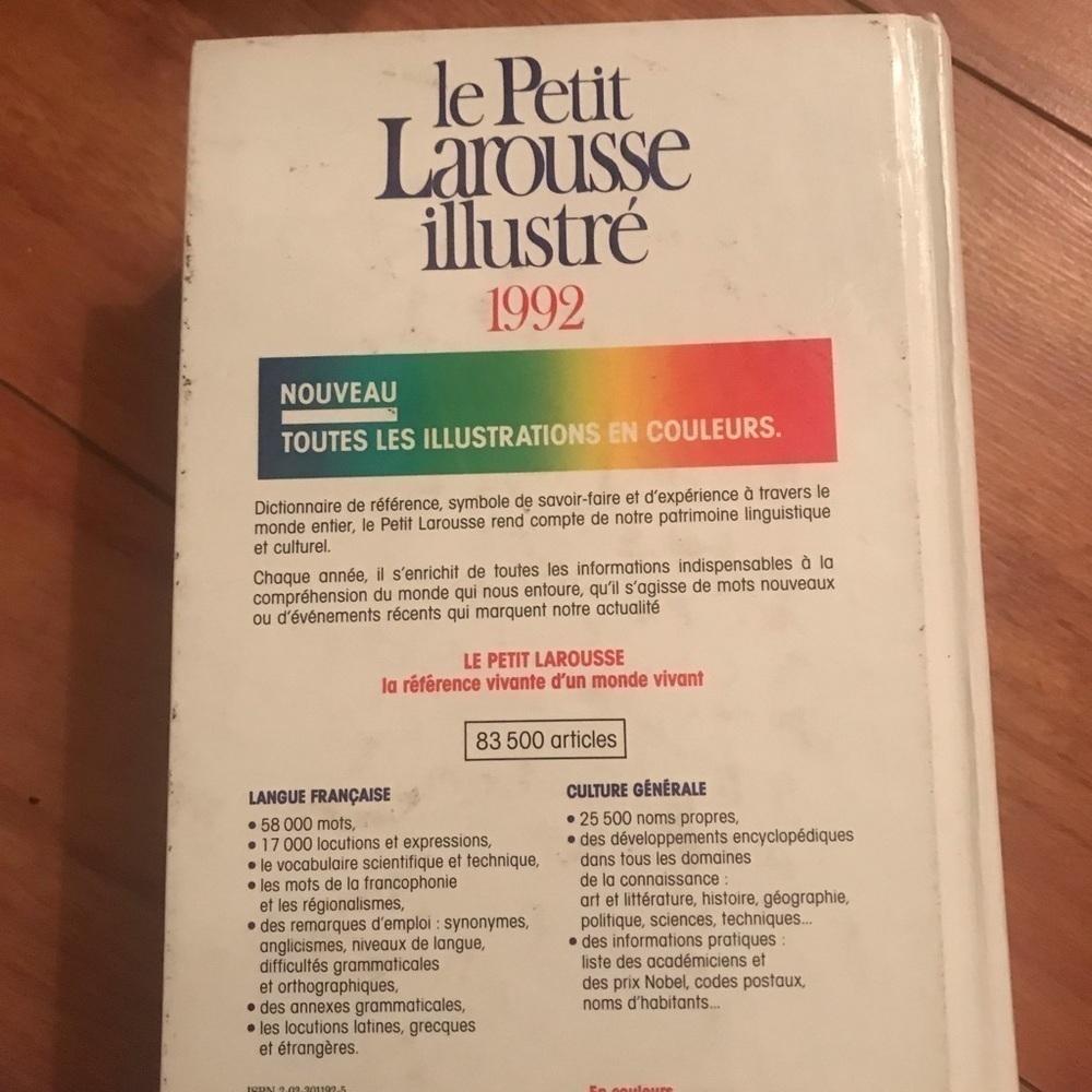 3/15$ Le petitLarousse dictionary book - Picture 3 of 3